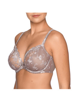 soutien-gorge emboitant